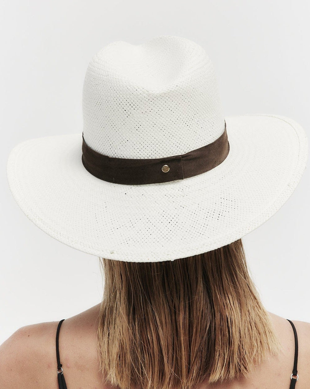 Marcell Hat | Janessa Leoné – Janessa Leone