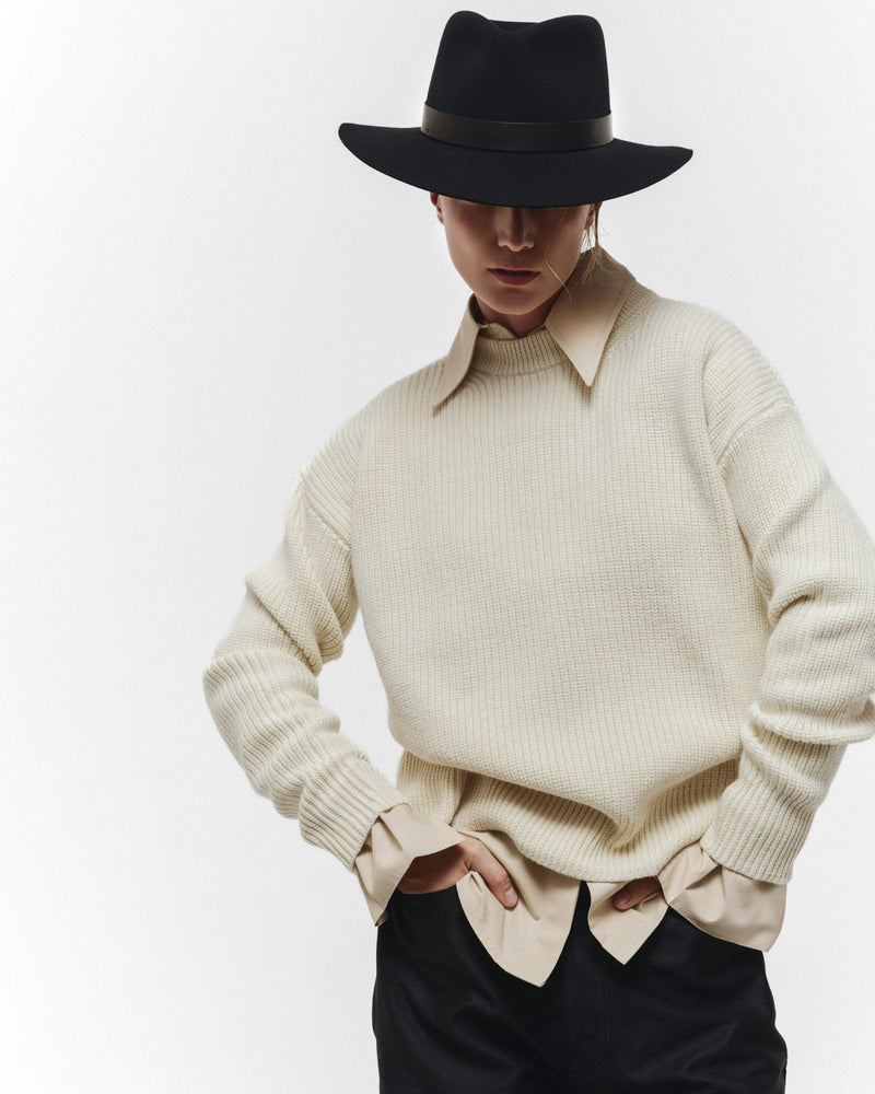 Genevieve Sweater - Janessa Leone