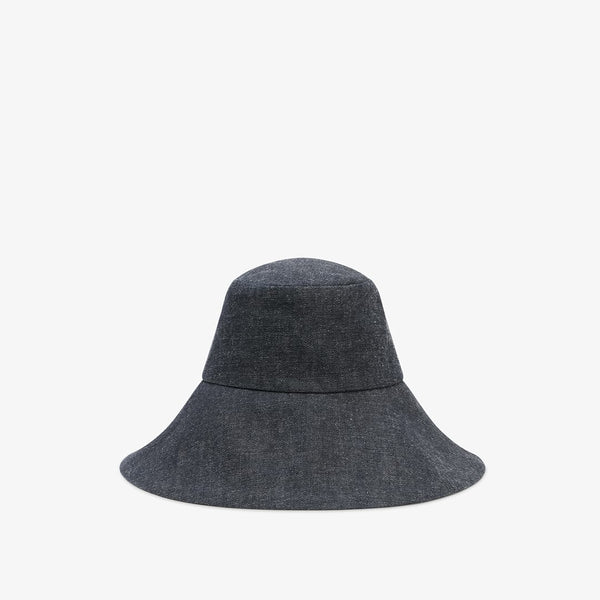 Walker Bucket | Janessa Leoné