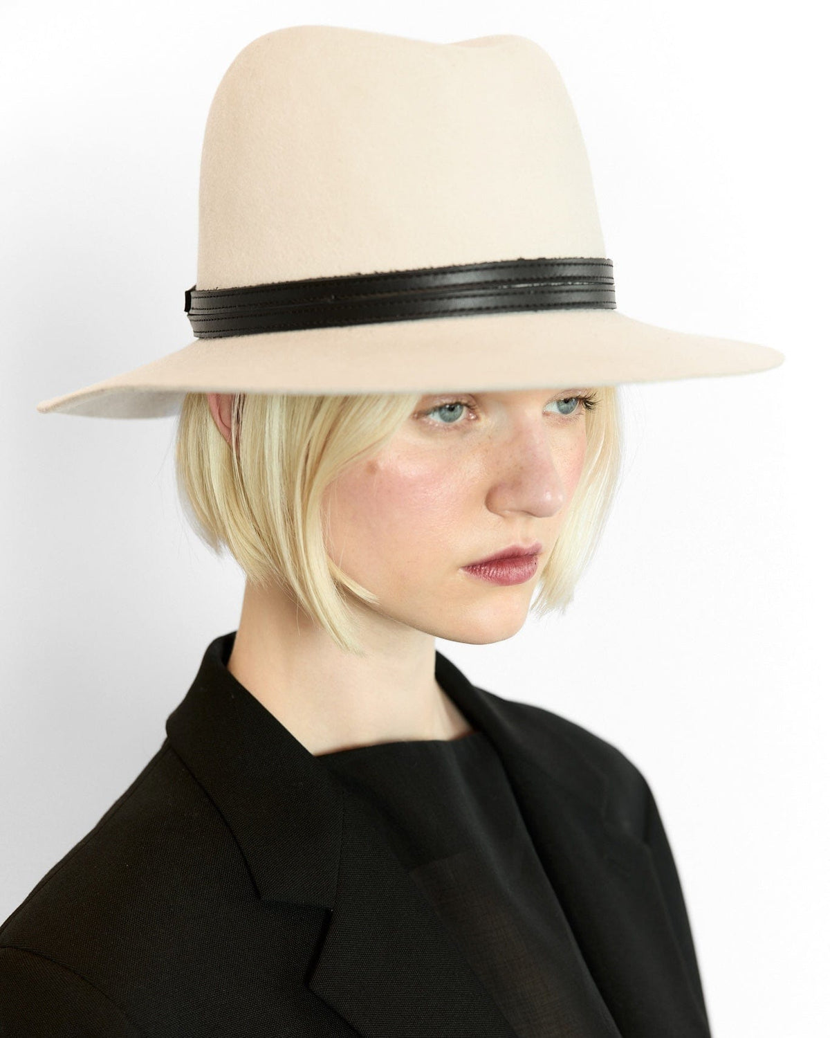 NEW JANESSA LEONE women\'s corinne hat in fog Corinne Hat | Janessa Leoné – Janessa Leone main image 2