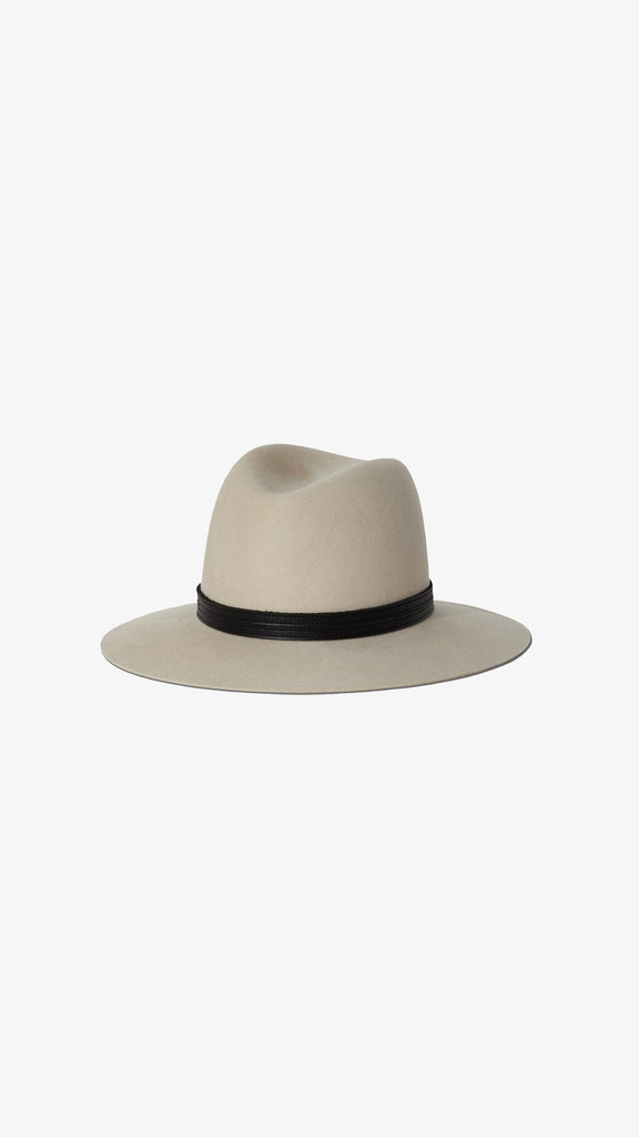 Corinne Hat