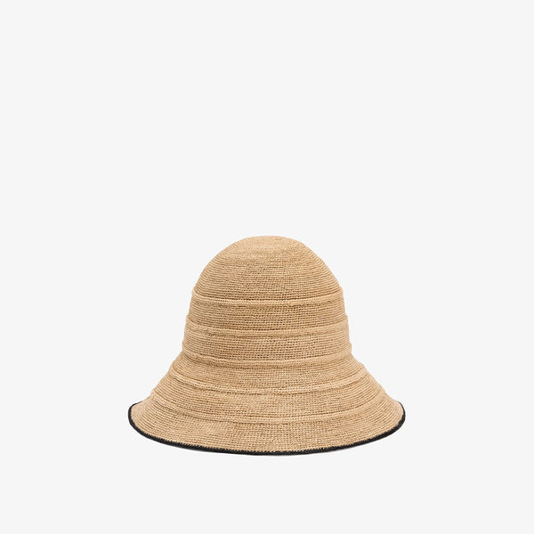 Teagan Bucket | Janessa Leoné