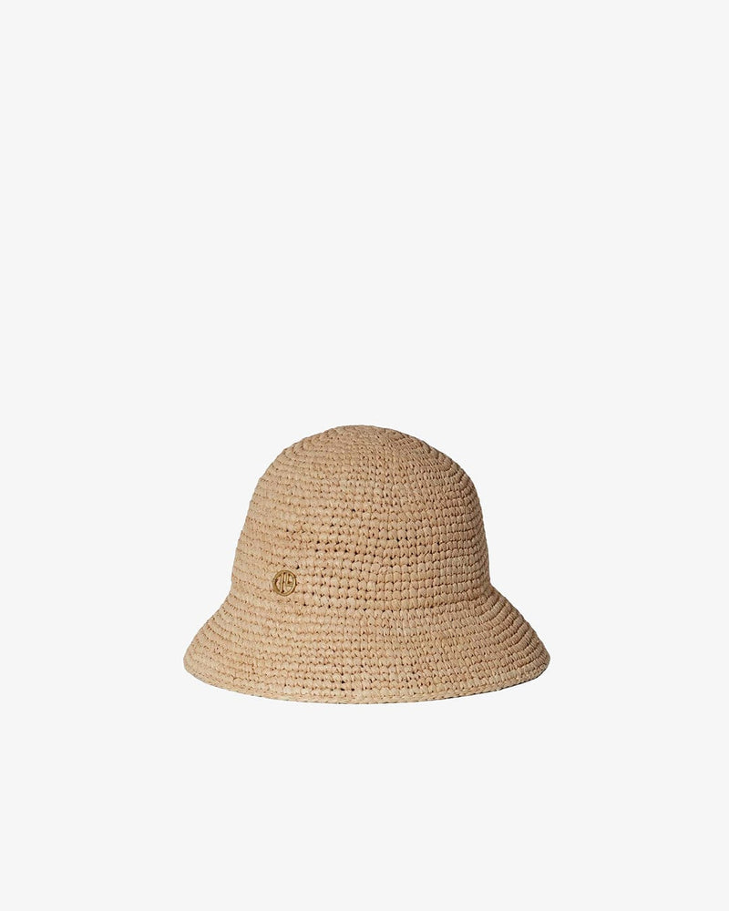 Pierce Bucket | Janessa Leoné